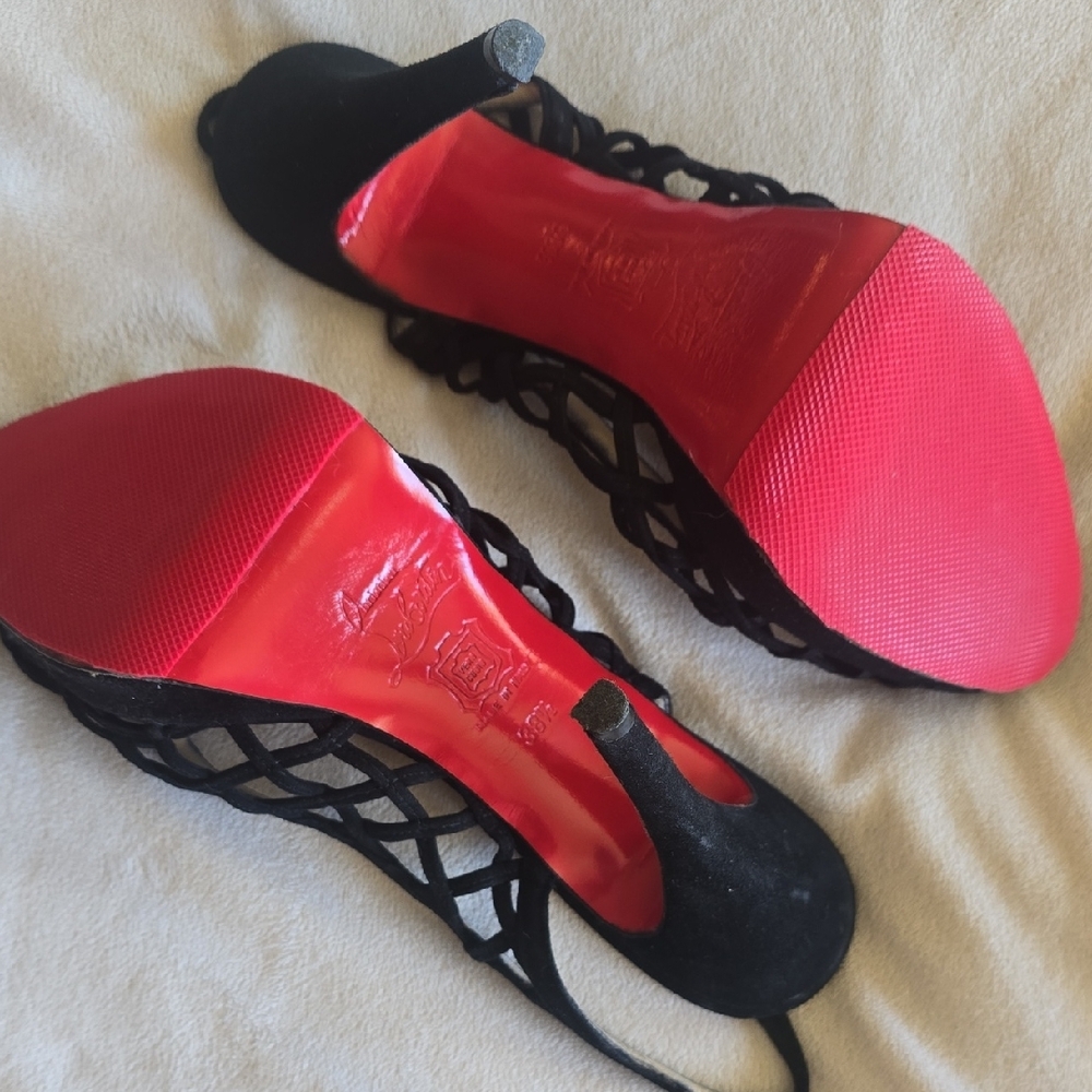 Christian Louboutin Black Lattice Slingback High Heels - Picture 9 of 15